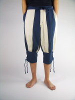 Kniebundhose mit Unterbeinschnürung "Laurence" Kniebundhose mit Unterbeinschnürung "Laurence"